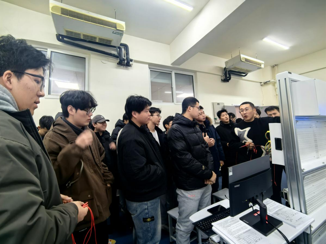 锚定强国目标 赋能青春赛道——长春电子科技学院微专业教学正式启航