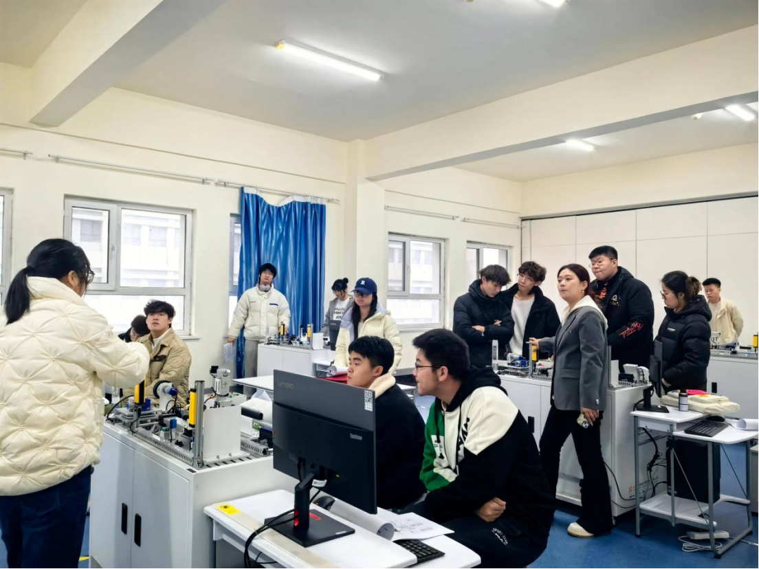 锚定强国目标 赋能青春赛道——长春电子科技学院微专业教学正式启航